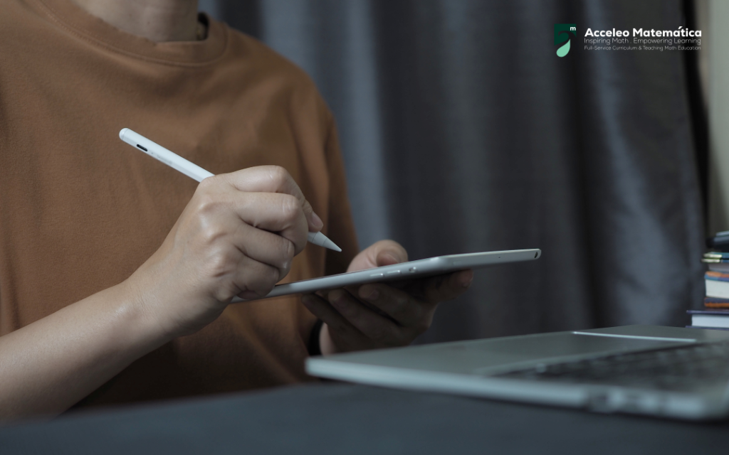 Acceleo Matemática - student working on a tablet with stylus; brand mark and tagline
